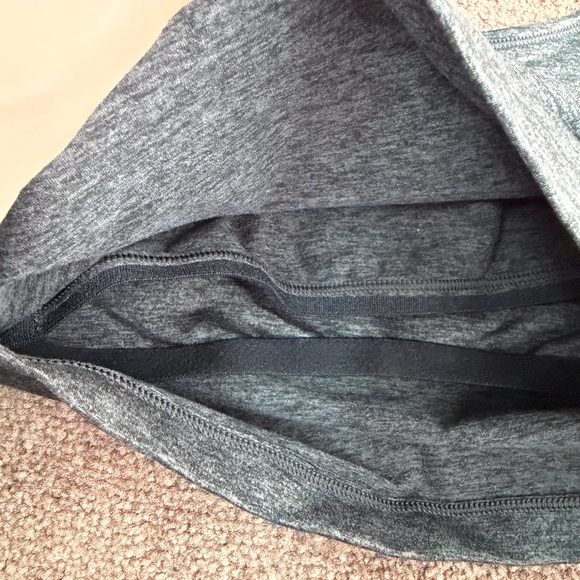 Offline by Aerie Charcoal Gray The Hugger Sports Bra, Size XS - Picture 3 of 6